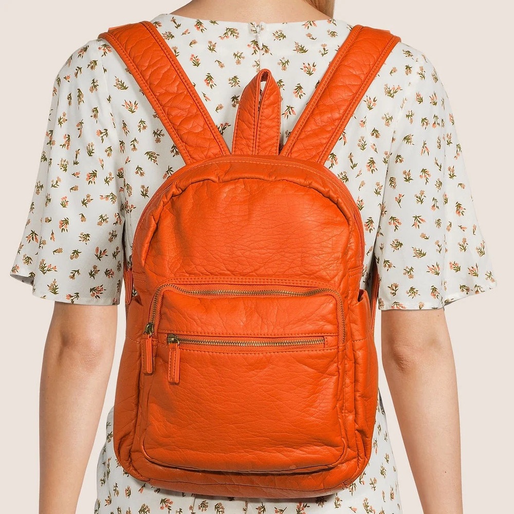 🎒NWT! Rose Pink Backpack - Picture 8 of 10